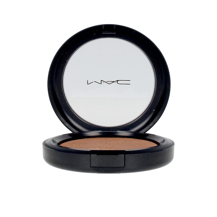 Mac EXTRA DIMENSION skinfinish