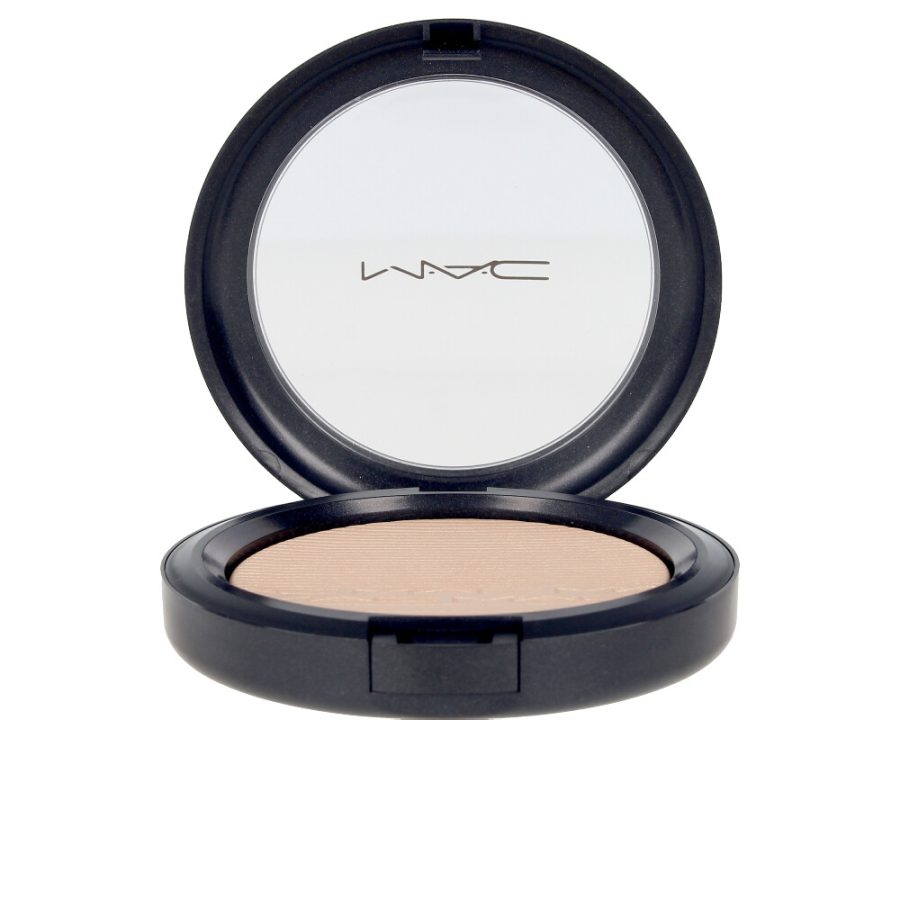 Mac EXTRA DIMENSION skinfinish