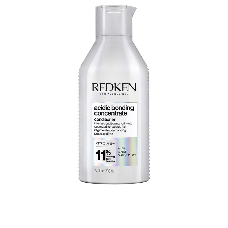 Redken ACIDIC COLOR GLOSS conditioner enhances the shine of your color