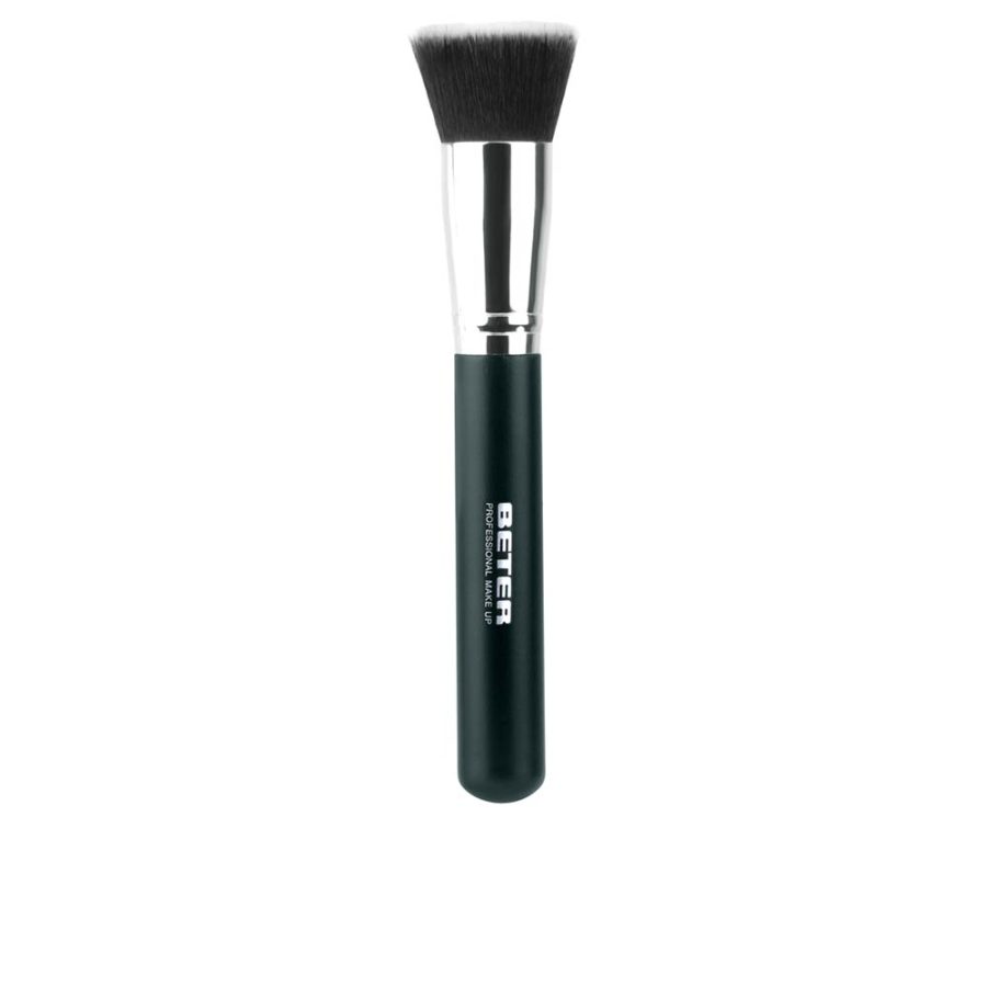 Beter MAKEUP BRUSH flat kabuki synthetic hair 17 cm